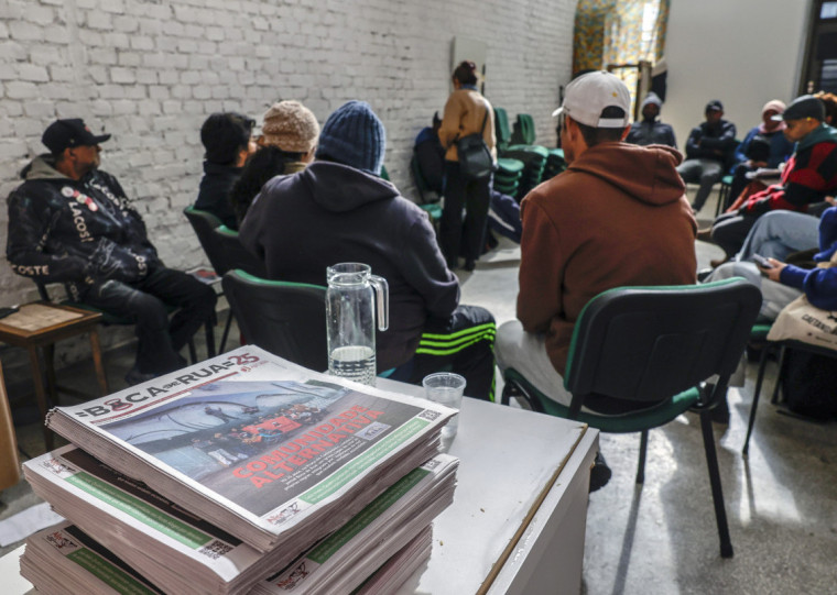 "Repórteres" do Jornal Boca de Rua mostram que ali também tem muita história