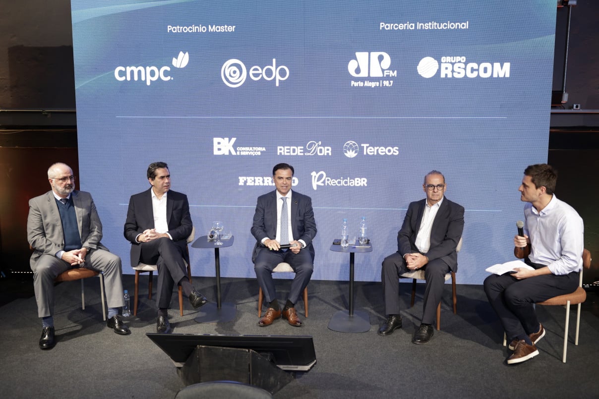 Um painel composto por Sandoval de Araújo Feitosa Neto, Antonio Lacerda, Carlos Andrade e Ricardo Pigatto debateu o cenário energético brasileiro,  | TÂNIA MEINERZ/JC