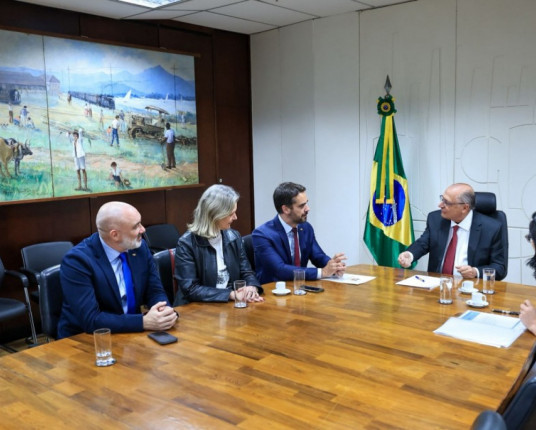 Lideranças gaúchas buscam reverter impactos das tarifas americanas