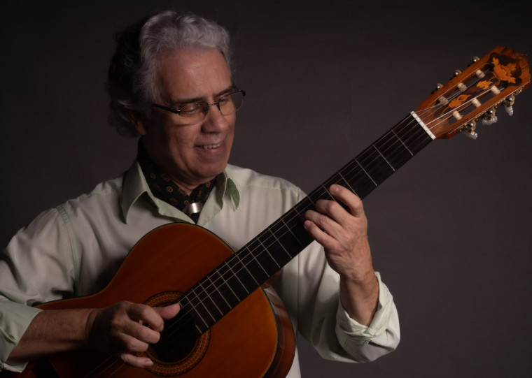 Vinicius Brum lança novo álbum de originais Milongrafia com show no Teatro Túlio Piva