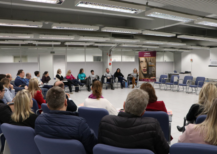 Lajeado realiza nesta quinta-feira uma roda de conversa para mulheres convidadas e atendidas pelo Centro de Referência de Atendimento à Mulher (Cram)