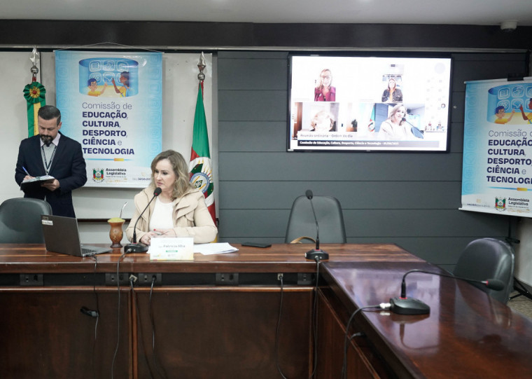 Encontros buscam contribuir com o Plano Nacional e Estadual de Educação 