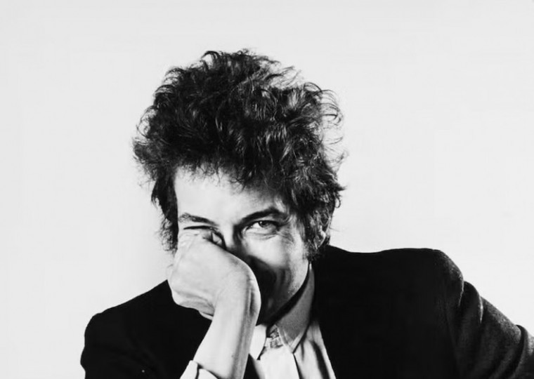 Fotojornalista Daniel Kramer confiou registros do cantor e compositor, feitos em 1964 e 1965, ao The Music Photo Gallery