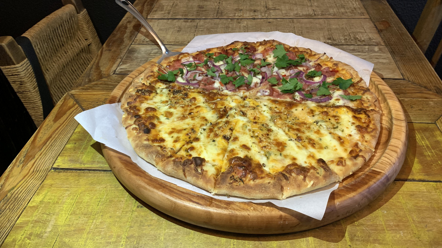 A Bavaro recebe clientes no espaço físico mediante reserva antecipada | DENER PEDRO/ESPECIAL/JC