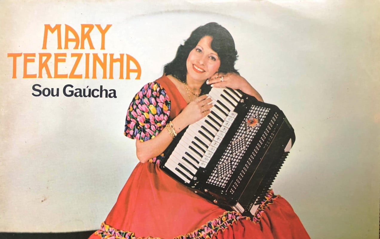 Detalhe da capa de 'Sou GaÃºcha', primeiro Ã¡lbum solo de Mary Terezinha | CONTINENTAL/REPRODUÃÃO/JC