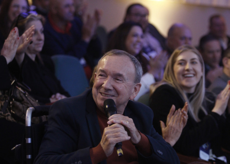 Fala de Clovis Tramontina durante o debate foi muito aplaudida pelo público presente
