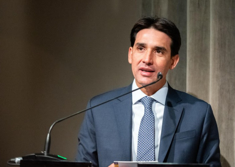 Ministro declarou que é preciso esperar o Congresso decidir sobre a cobrança de taxa de bagagens