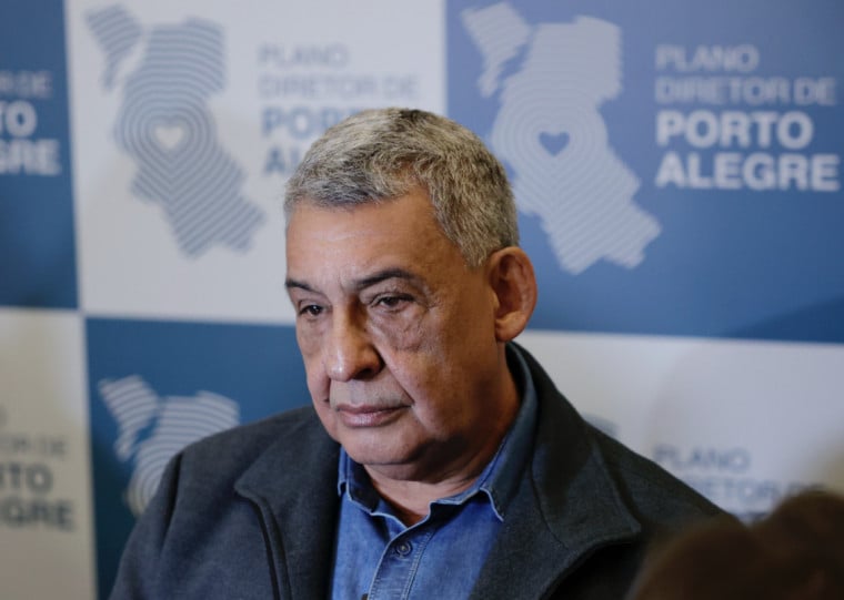 Prefeito Sebastião Melo discursou na abertura e disse que "vaia só existe na democracia"