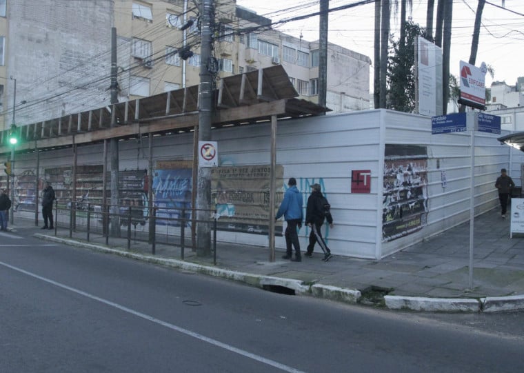 Imóvel na Protásio Alves, comprado pelo Bistek, já foi demolido e terá prédio da bandeira