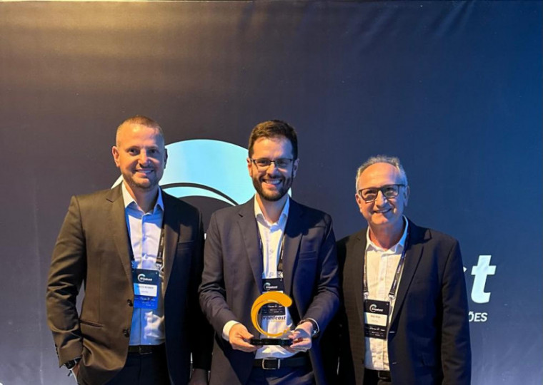 Maico Renner, superintendente, Oscar Frank, economista-chefe, e Irio Piva, presidente da CDL POA