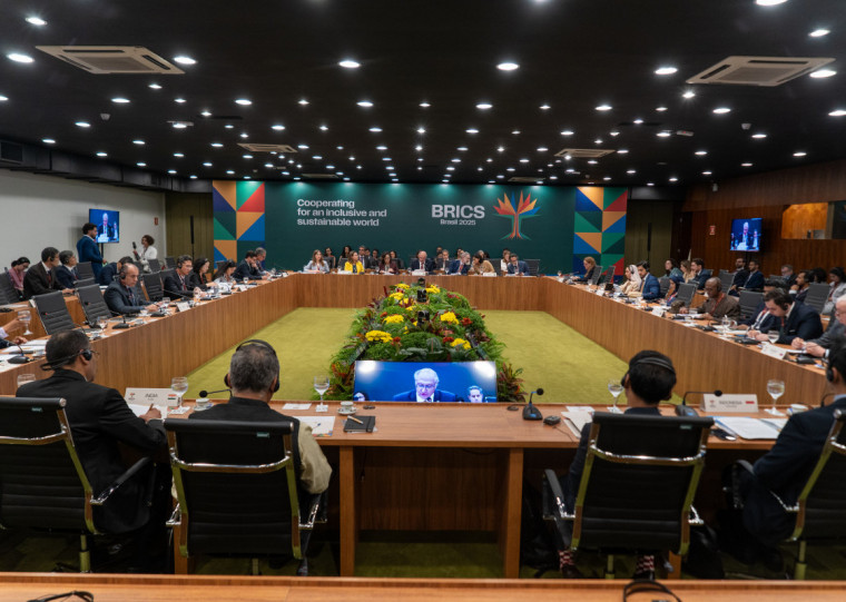 Países do bloco já importam e exportam produtos entre si usando suas próprias moedas e reduzindo custos