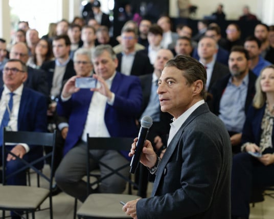 Especialista prevê IA dobrando a expectativa de vida humana