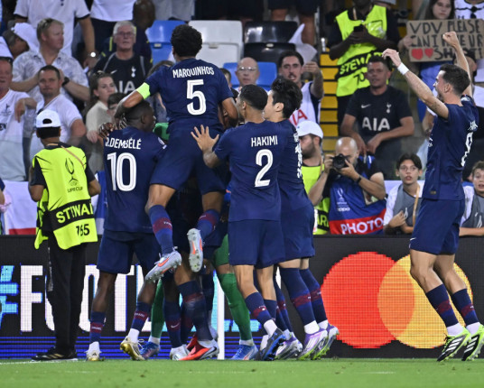 PSG leva decisão para os pênaltis e conquista a Supercopa em cima do Tottenham