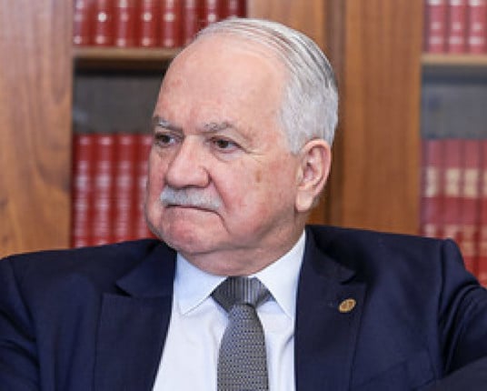 Fachin defende distanciamento de juízes 'das partes e dos interesses em jogo'