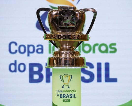 CBF anuncia datas e locais da Copa do Brasil e Vasco recebe Botafogo em São Januário