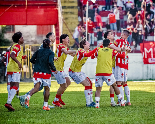 Inter de Santa Maria e Novo Hamburgo voltam à elite do futebol gaúcho