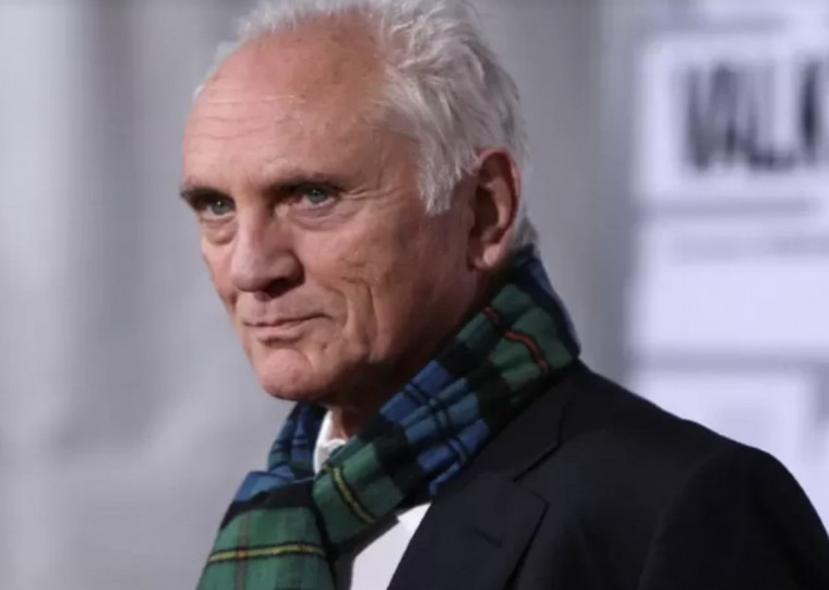 Stamp interpretou o vilão General Zod em Superman (1978) e Superman II (1980)