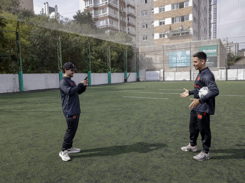 Sócios da APAFUT. Escola de Futebol. GE. Arena Soccer. Foto: TÂNIA MEINERZ/JC