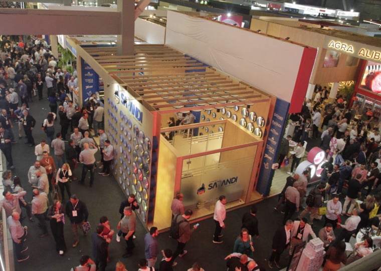 Feira, que termina hoje em Porto Alegre, integra expositores e visitantes