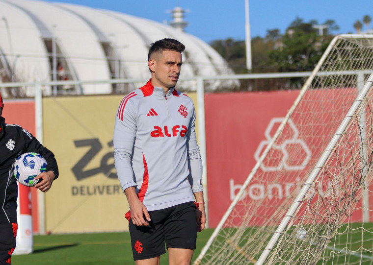 Borré deve ser uma das poucas mudanças em relação ao time de quarta