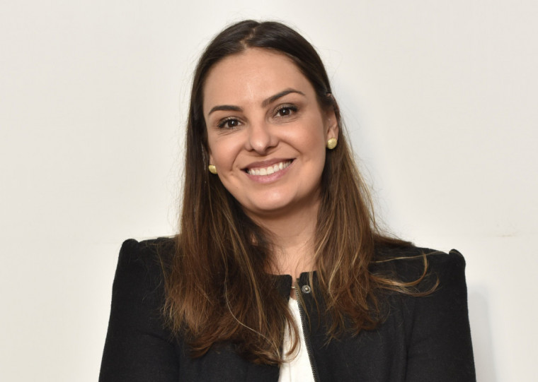 Carolina Fernandes é CEO do hub Cubo Comunicação