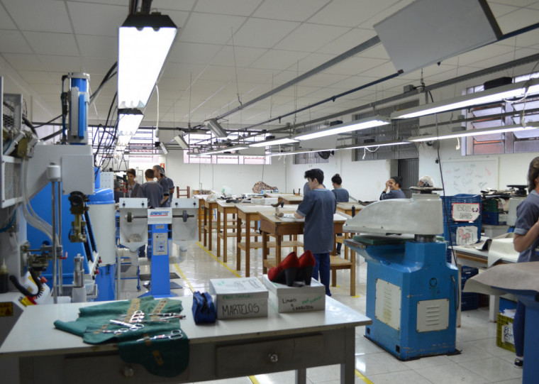 Produção calçadista responde por 80% da economia do município de Três Coroas