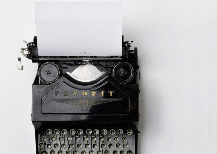 
Claudia Tajes e Theo Tajes ministram oficina de escrita de roteiros no Instituto Ling

A escritora e o fotógrafo conduzem três encontros no centro cultural, a partir deste sábado (30)
