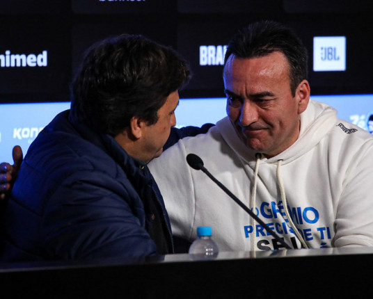 ‘Para não perder o amor’, Marques retira candidatura à presidência do Grêmio