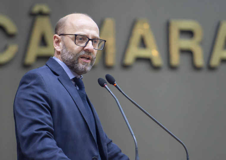 Fernando Ritter prestou esclarecimentos sobre a atuação da Vigilância Sanitária na Câmara de Porto Alegre na tarde desta quarta-feira (27)