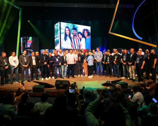 Leite e Kassab filiam 30 prefeitos ao PSD no Rio Grande do Sul