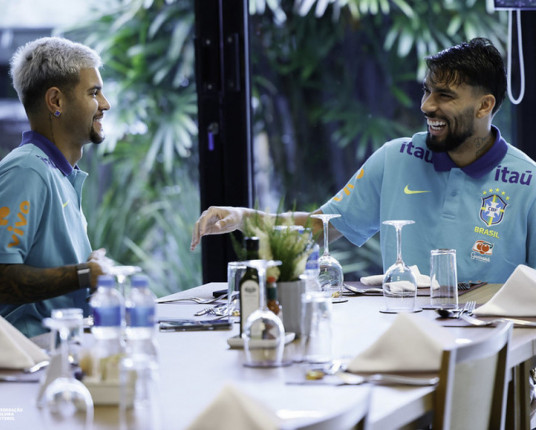 Com baixas, seleção brasileira realiza primeiro treino no Rio de Janeiro