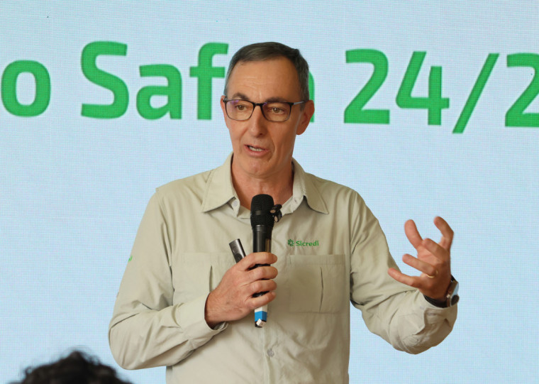 Márcio Port, presidente da Central Sicredi Sul Sudeste, fez o anúncio do Plano Safra durante a Expointer