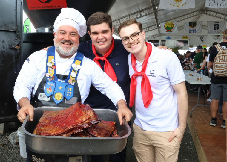 Dudu News e o chef Edi Dragê receberam o público 