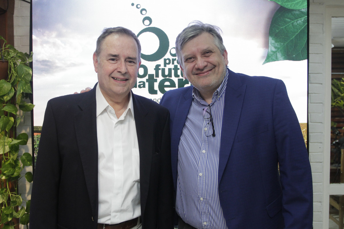 Luiz Carlos Pinto e Eduardo Estima presidente Ibef Prêmio o Futuro da Terra | EVANDRO OLIVEIRA/JC
