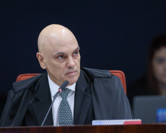 Moraes enumera 13 "atos executórios" para condenação de Bolsonaro