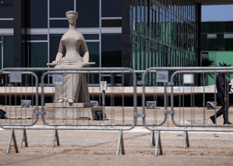 STF tem segurança reforçada para julgamento de Bolsonaro e outros réus