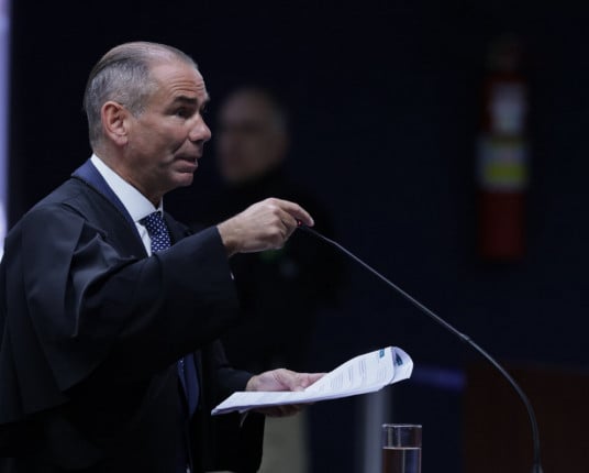 Defesa de Braga Netto diz que delação de Mauro Cid é viciada e deve ser anulada