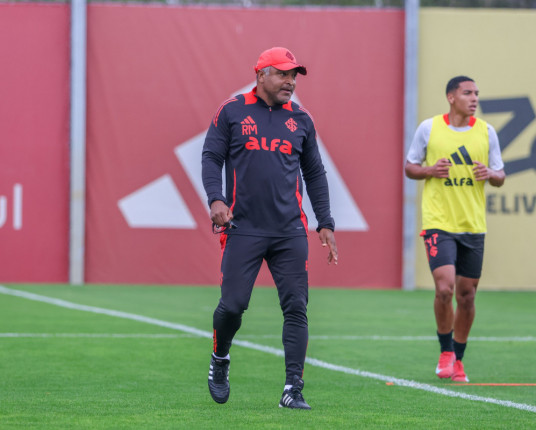 Apesar da urgência por resultados, Inter tem reapresentação tranquila