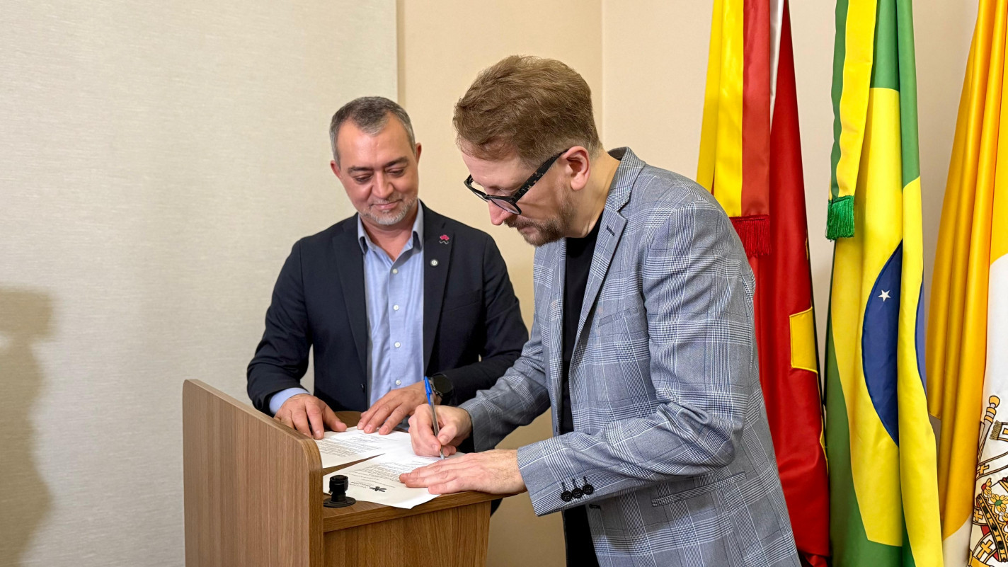  Edegar Pretto destacou a designa&ccedil;&atilde;o de Thedy Corr&ecirc;a como coordenador estadual do comit&ecirc; | REPRODU&Ccedil;&Atilde;O/DEBORA BEINA/JC