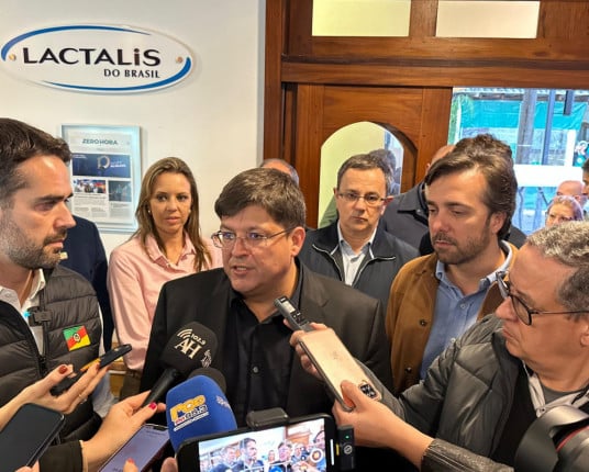 Lactalis anuncia investimento de R$ 400 milhões em suas unidades no RS
