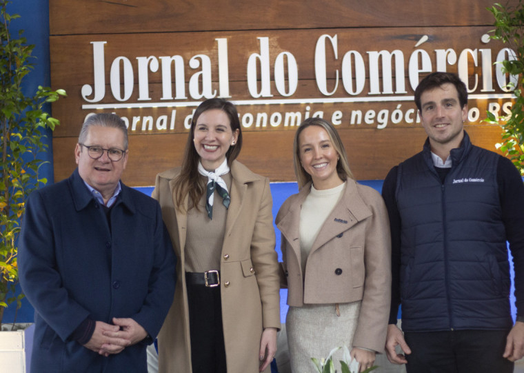 Ranolfo Vieira Júnior visitou a Casa JC na Expointer