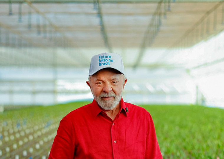 Medida será válida para pequenos, médios e grandes produtores, diz Lula