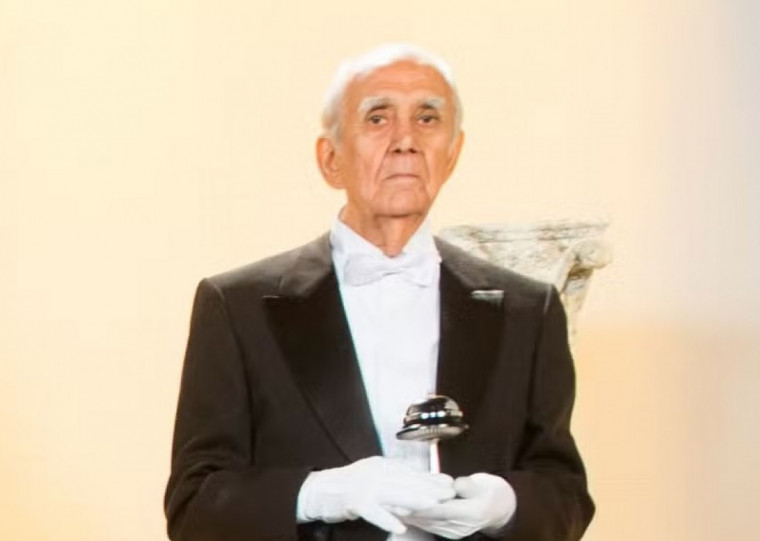 Com mais de 70 anos de carreira, 'Farnetto' participou de programas como Os Trapalhões, Zorra Total e Planeta dos Homens