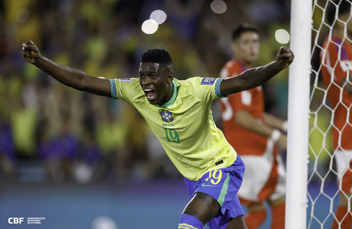 Ataques de drones na Rússia atrasam apresentação de Douglas Santos e Luiz Henrique na seleção