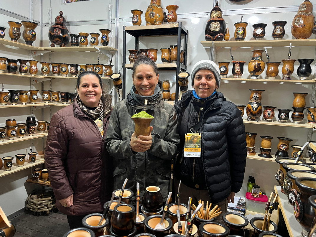 Ju das Cuias já é figurinha carimbada no Pavilhão do Artesanato | Giovanna Sommariva/Especial/JC