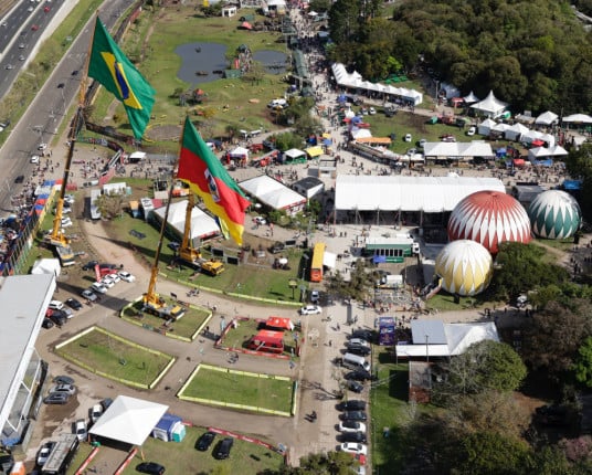 Pré-candidatos ao governo do RS cumpriram agenda na Expointer