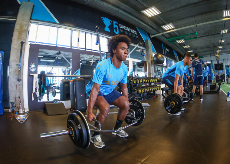 Apresentação oficial de Willian ocorre nesta terça-feira, às 13h30min