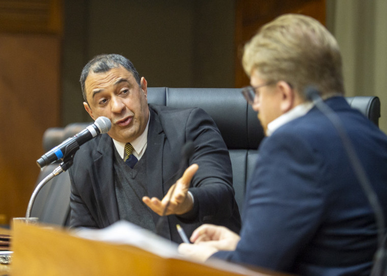 Na sessão desta segunda-feira (08), vereadores ouviram depoimento do ex-reitor da Ufrgs, Carlos Bulhões