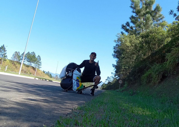 Aos 29 anos, David Paixão decidiu fazer a jornada após perder a moto