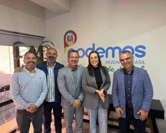 Juliana Brizola se reúne com representantes do Podemos